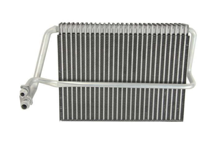 Evaporator aer conditionat potrivit Mercedes E-Class W 210 (95 -) E 55 AMG T-Benz MODEL. Aut. A   C +   - A   A
