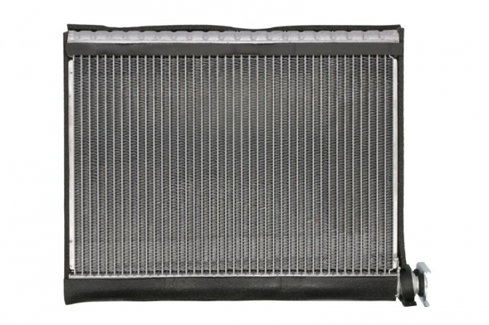 Evaporator aer conditionat potrivit MITSUBISHI L200   TRITON, PAJERO SPORT II 2.5D-3.5 11.05-