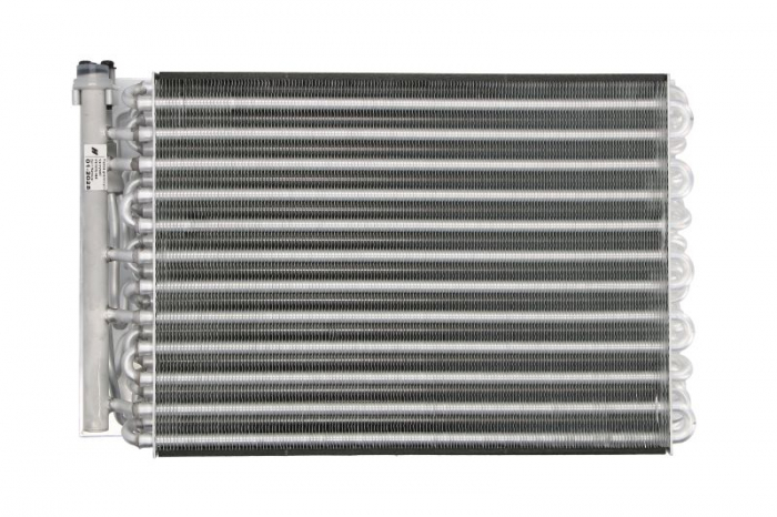 Evaporator aer conditionat potrivit NEW HOLLAND B100B, B100BLR, B100BTC, B110 TIER3, B110B, B110BTC, B110C, B115, B115 TIER3, B115B, B90B, B95C, B95CLR
