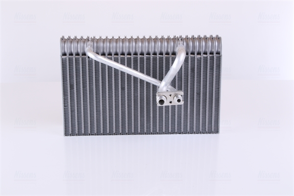 Evaporator aer conditionat potrivit Opel Vectra B (95 -) 2.5 24V si Benz. Aut. A   C + A   A