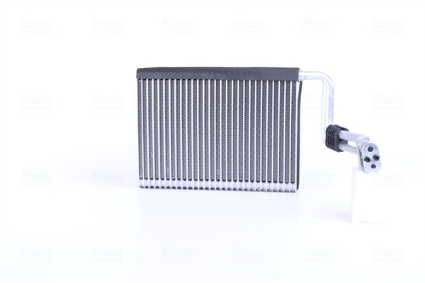 Evaporator sistem climatizare potrivit BMW 1 (E81), 1 (E82), 1 (E87), 1 (E88), 3 (E90), 3 (E91), 3 (E92), 3 (E93), X1 (E84), X3 (F25), X4 (F26) 1.6-4.4 2004-2018 [2]
