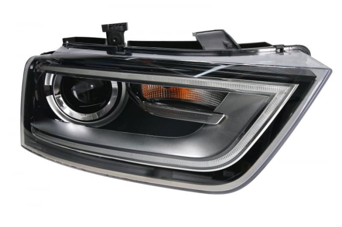 Far dreapta (D3S LED, electric, Bi-xenon , cu lumini de zi) AUDI Q3 2011-2015