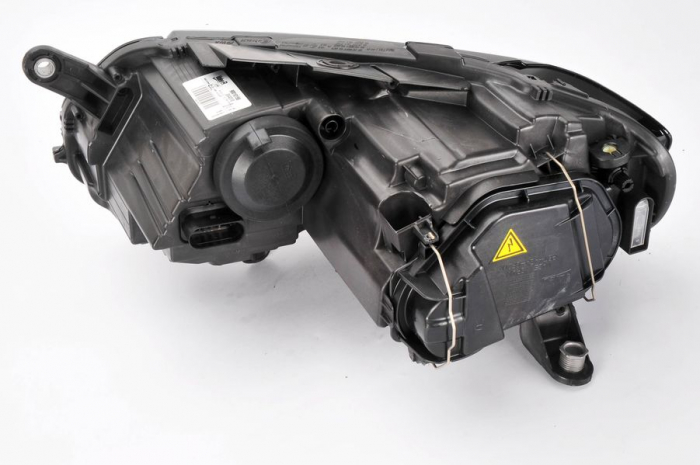 Far dreapta (D3S/LED, electric, cu motoras, cu reglarea adaptiva a luminii de drum) VW PASSAT, PASSAT ALLTRACK 2010-2014 [4]