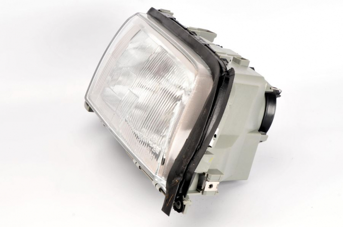 Far dreapta H1/H7, hydraulic, interior argintiu, semnalizator transparent MERCEDES Clasa C W202 intre 1993-1997 [2]