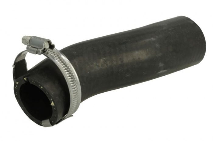 Furtun intercooler Stanga (Fata Inferior, scurt) potrivit FIAT GRANDE PUNTO, PUNTO EVO 1.3D 10.05-