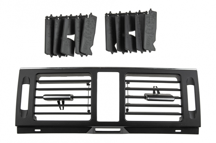 GRILĂ VENTILARE MERCEDES C KLASA W204 FL 2011-/median-negru/ 2048306154 [4]