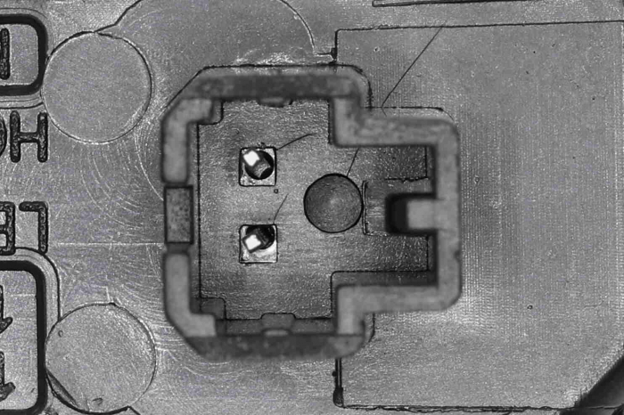 Iluminare numar inmatriculare (LED) potrivit AUDI A1 8X, A3 8V, A4 B9, A6 C7, A7 C7, Q3 8U, Q7 4M; SEAT ATECA; SKODA FABIA III, KODIAQ, OCTAVIA III, RAPID, SUPERB III, YETI; VW CADDY IV, GOLF SPORTSVA [2]