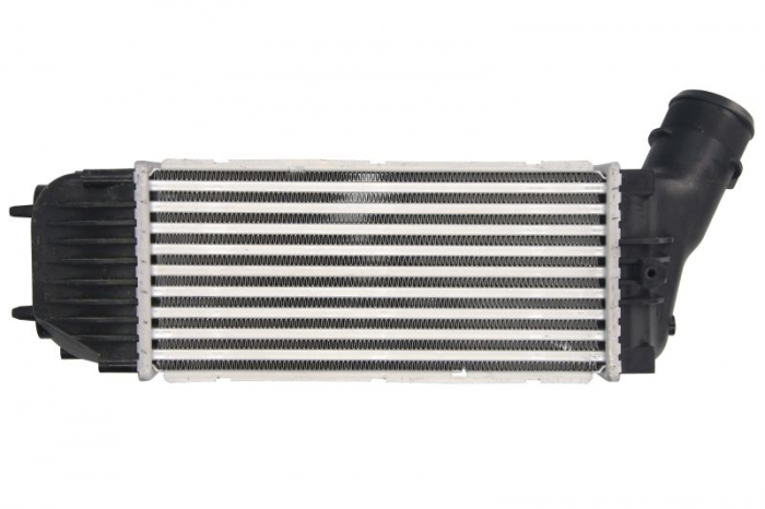 Intercooler MERCEDES MB (W631), V (638/2); CITROEN C4, C4 GRAND PICASSO I, C4 I, C4 PICASSO I; ISUZU MIDI; MAZDA E; MITSUBISHI L 300 III; PEUGEOT 307, 308, 308 I 2.0-2.4D 1988-2014 [2]
