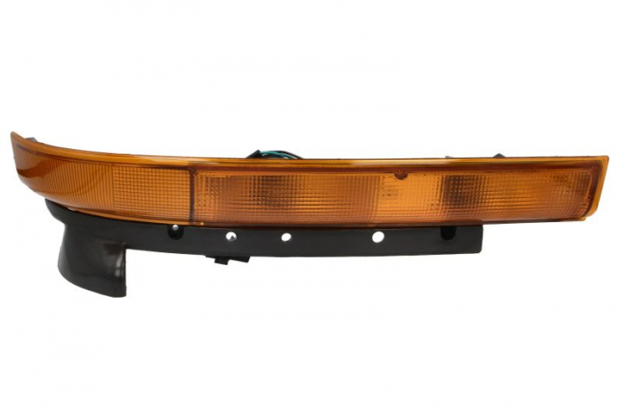 Lampa de pozitie Fata Dreapta (portocaliu) potrivit MITSUBISHI CANTER (FE5, FE6) VI 2.8D-4.9D 07.86-
