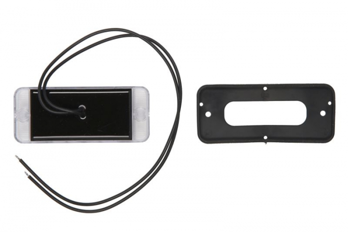 Lumina interior (12V) lungime: 107,4mm; latime: 46,7mm; inaltime:23mm [2]