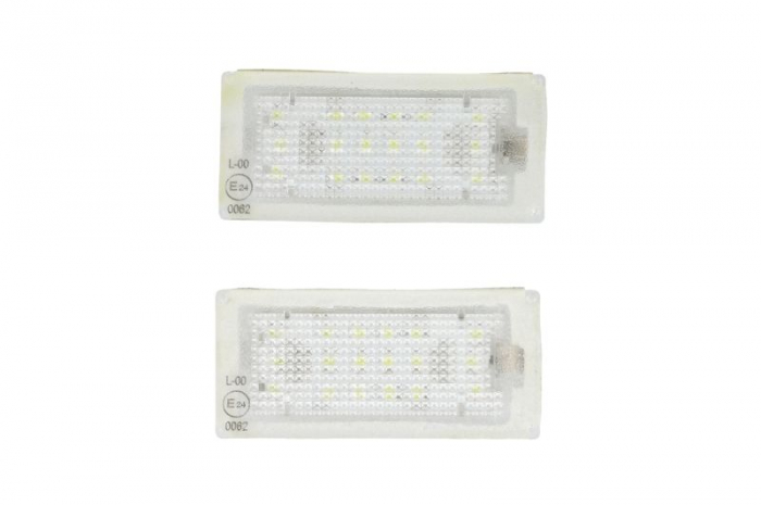 Lumina numar inmatriculare, culoare lumina: alb; set, 12V, cu aprobare circulatie potrivit BMW 3 (E46) 12.98-07.06