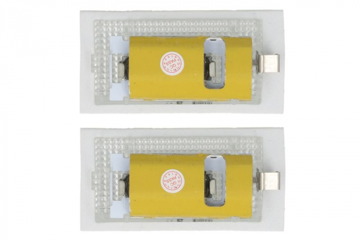 Lumina numar inmatriculare, culoare lumina: alb; set, 12V, cu aprobare circulatie potrivit BMW 3 (E46) 12.98-12.07 [2]