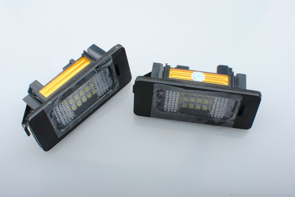 Lumina numar inmatriculare, culoare lumina: alb; set, 12V, cu aprobare circulatie potrivit BMW 5 (E39), 5 (E60), 5 (E61) 09.95-12.10 [2]