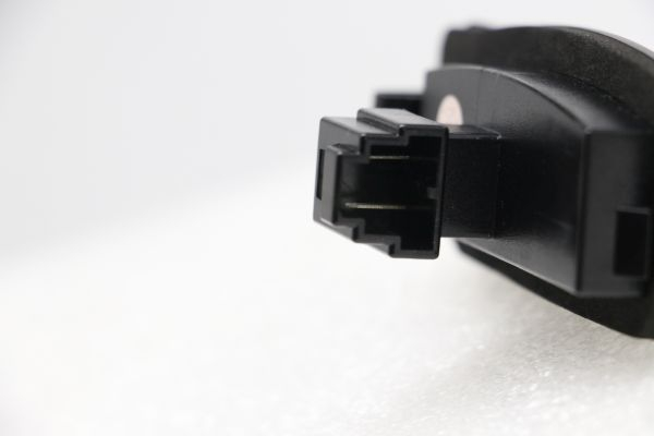 Lumina numar inmatriculare stanga/dreapta potrivit CITROEN C-CROSSER; MITSUBISHI LANCER VIII, OUTLANDER II, OUTLANDER III; PEUGEOT 4007 1.5-3.0 11.06- [3]