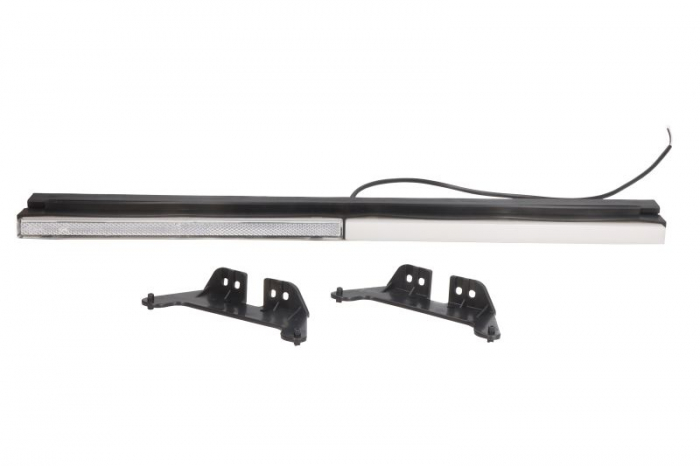 Lumini clarificare stanga dreapta, forma: dreptunghiular, alb, LED, inaltime 28mm; latime 535mm; adancime 33,5mm, in relief, lungime cablu 500mm, cu cuier, 12 24V (cu reflector, IP6K9K)