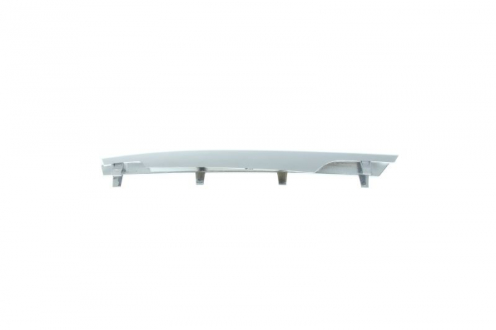 Ornament grila fata dreapta superior, cu locas lumini zi, plastic, crom MERCEDES GLK X204 intre 2008-2012 [2]