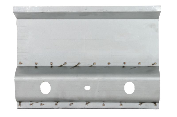 Panou lateral stanga dreapta model mediu; model scurt, lungime 43cm potrivit IVECO DAILY VI 03.14-