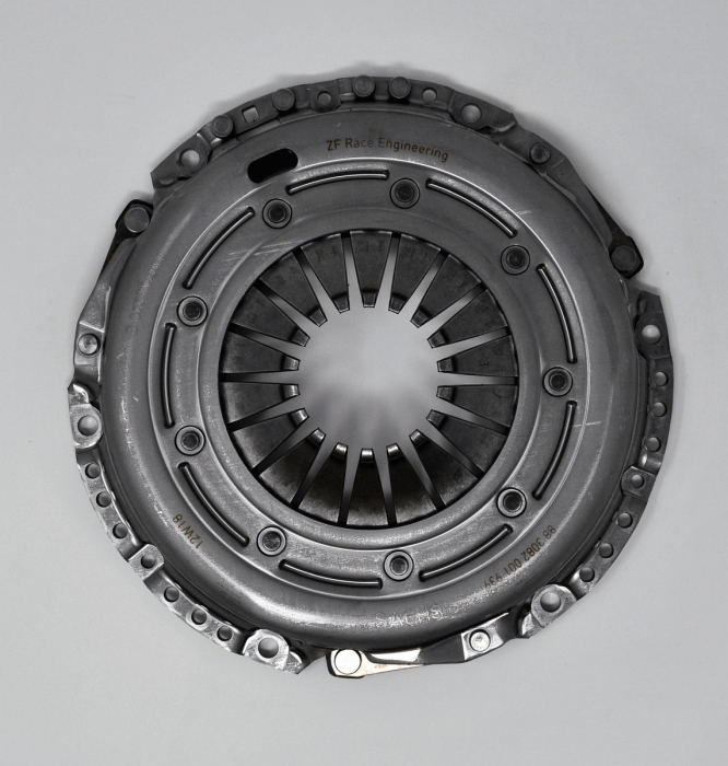 Placa presiune ambreiaj (240mm, versiune intarita) potrivit AUDI A4 B6, A4 B7, A6 ALLROAD C6, A6 C6 2.7D 3.0D 4.2 03.03-08.11