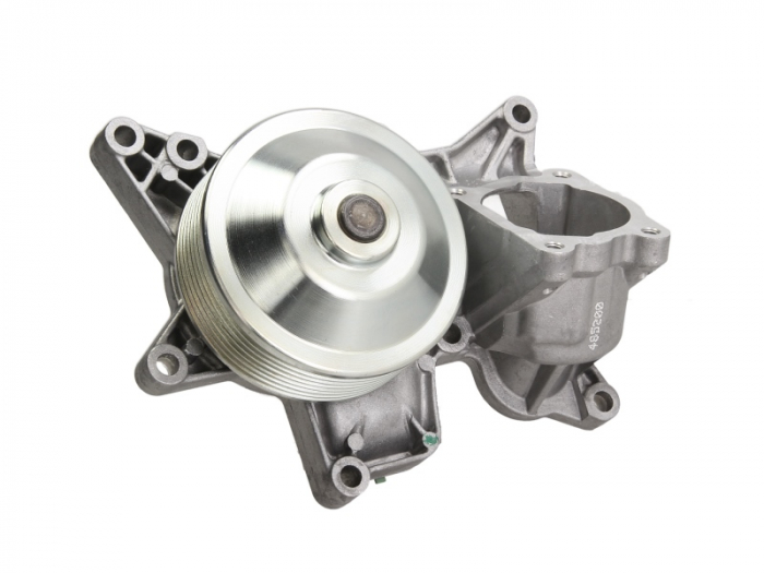Pompa apa cu garnitura potrivit BMW 5 (F10), 5 (F11), 5 GRAN TURISMO (F07), 7 (F01, F02, F03, F04), X5 (E70), X6 (E71, E72) 2.0 2.0D 3.0D 02.07-02.17