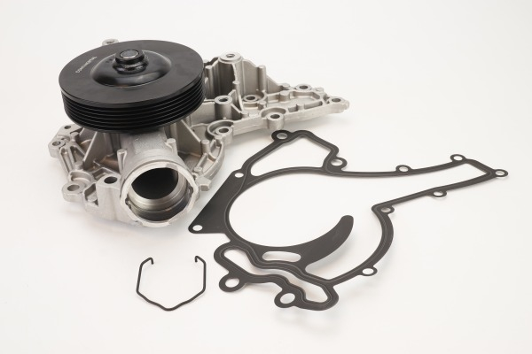 Pompa apa cu garnitura potrivit MERCEDES CLK (A209), CLK (C209), CLS (C219), E (A207), E (C207), E T-MODEL (S211), E T-MODEL (S212), E (W211), E (W212), G (W463), GL (X164) 4.7/5.5 10.05-12.16 [3]