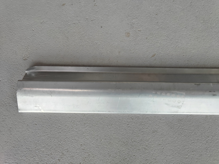 Prag lateral stanga dreapta reparatie, partea inferioara, lungime 179cm VW POLO intre 2001-2009 Resigilat