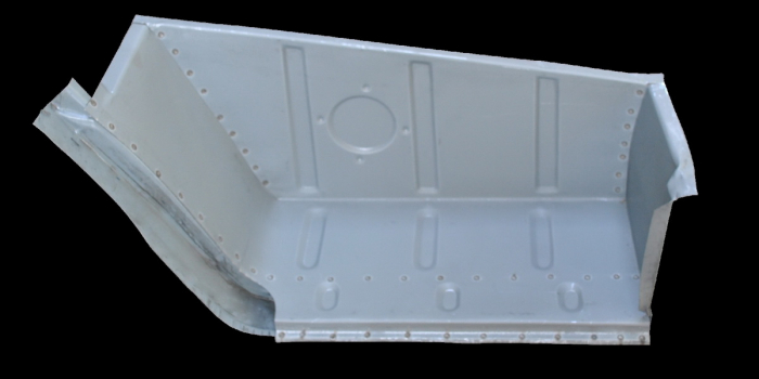 Prag usa fata stanga inalt, cu acoperire treapta, completa MERCEDES T1/T2 intre 1977-1996 [3]