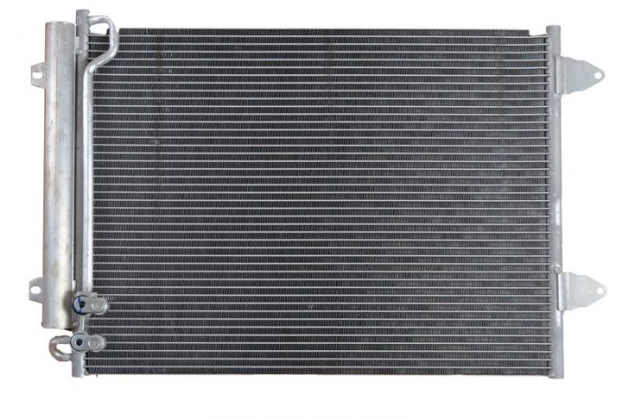 Radiator AC condensator Volkswagen Passat VII 05 -