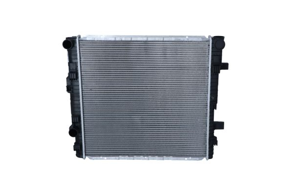 Radiator motor (fara cadru) potrivit MERCEDES VARIO (B667, B670, B668), VARIO (B670), VARIO (B670, B668, B667) OM602.984-OM904.923 09.96-12.13