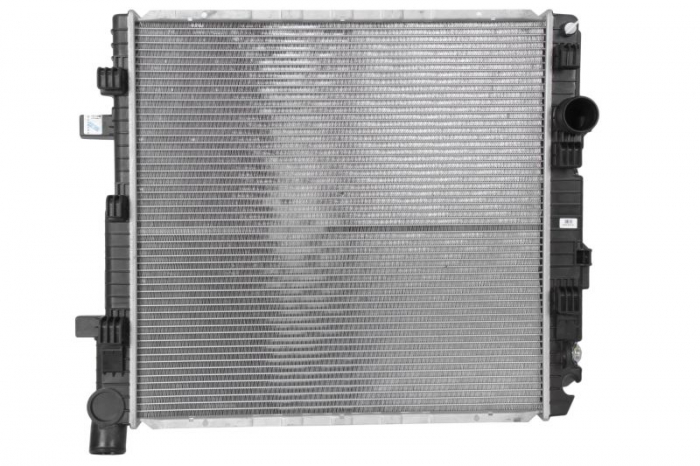 Radiator motor (fara cadru) potrivit MERCEDES VARIO, VARIO (B667, B670, B668), VARIO (B670), VARIO (B670, B668, B667) OM900.917-OM904.964 09.96-