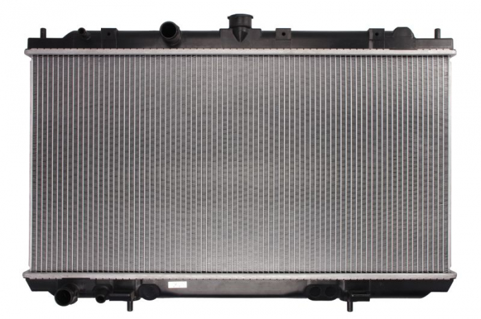 Radiator motor potrivit nissan primera 1.9d