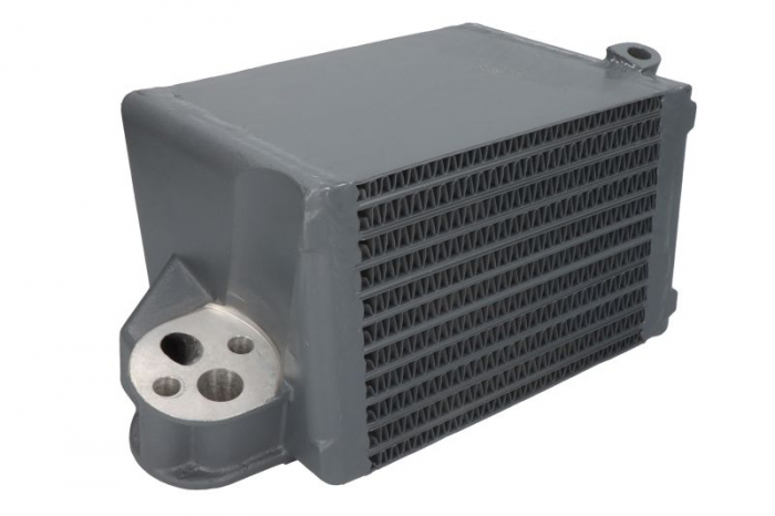 Radiator ulei (151x180x180 215mm) potrivit DEUTZ BF6L913, ABG 186, 213; AG CHEM R40, R42, R50, R52; AGCO 9630, 9650; AGCO-ALLIS 6.150, 6.175, 6.190, 6.220; ATLAS 1802ELC; CASE IH 115CL, 115P, 125CK, 1