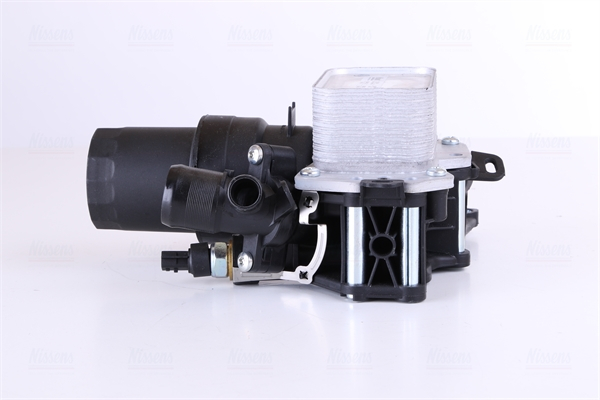 Radiator ulei (cu carcasa) potrivit NISSAN NV250, QASHQAI II 1.5D 11.13-