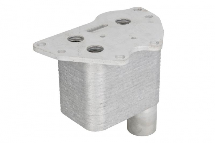 Radiator ulei termoflot (cu garnitura) potrivit CHEVROLET AVEO, CRUZE, ORLANDO, TRAX; OPEL ADAM, ASTRA J, ASTRA J GTC, CASCADA, CORSA D, CORSA E, INSIGNIA A, MERIVA B, MOKKA / MOKKA X, ZAFIRA C 1.4/1. [2]