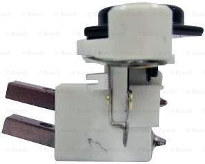 Regulator tensiune alternator potrivit MERCEDES O 100, O 309, 100 (631), 190 (W201), COUPE (C123), COUPE (C124), E T-MODEL (S124), E (W124), G (W460), KOMBI T-MODEL (S123), KOMBI T-MODEL (S124) 0.8-4. [3]