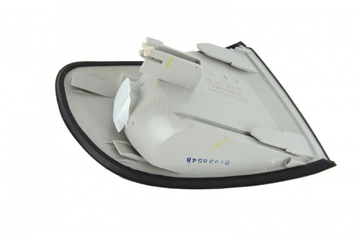 Semnalizator fata stanga fumuriu AUDI A6 C4 intre 1994-1997 [2]