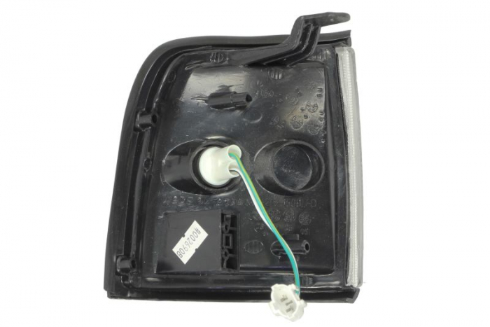 Semnalizator fata Stanga potrivit ISUZU KB, PICK-UP 1.6-2.8D dupa 1983 1983-1997 [2]