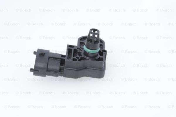 Senzor presiune galerie admisie potrivit IVECO EUROCARGO I-III, STRALIS, TRAKKER, URBANWAY, DAILY CITYS, DAILY IV, DAILY LINE, DAILY V, DAILY VI; ABARTH 500 / 595 / 695 1.4-7.8D dupa 2004 - (4 pini) [2]