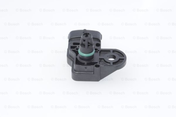 Senzor presiune galerie admisie potrivit IVECO EUROCARGO I-III, STRALIS, TRAKKER, URBANWAY, DAILY CITYS, DAILY IV, DAILY LINE, DAILY V, DAILY VI; ABARTH 500 / 595 / 695 1.4-7.8D dupa 2004 - (4 pini) [3]