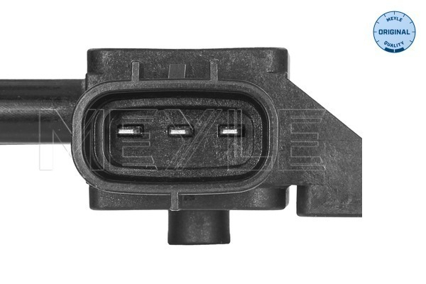 Senzor presiune gaze evacuare (numar pini: 3,) LEXUS IS II; TOYOTA AURIS, COROLLA, HILUX VII, IQ, LAND CRUISER PRADO, RAV 4 III, RAV 4 IV, URBAN CRUISER, VERSO S, YARIS 1.4D-3.0D dupa 2005 [2]