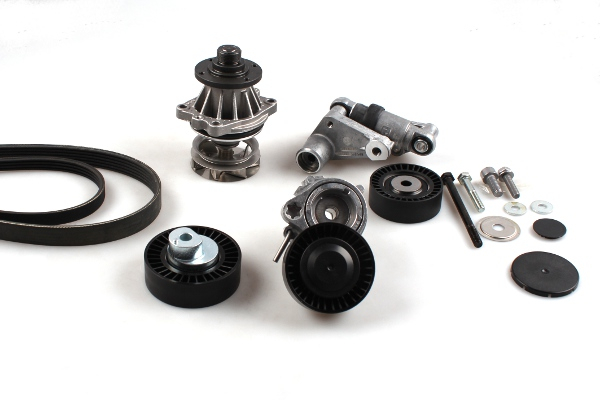 Set distributie (curea + intinzator + Pompa apa) potrivit BMW 3 (E46), 5 (E39), X5 (E53), Z4 (E85) 2.0-3.0 01.96-12.07