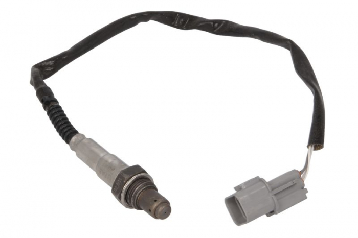 Sonda lambda (numar fire 4, 500mm) potrivit VOLVO V40; AUDI A6 C6; CHEVROLET EPICA, SPARK; HYUNDAI I10 II, I20 I; KIA PICANTO II, RIO III; NISSAN X-TRAIL I; OPEL CORSA C 0.8-4.2 09.00-