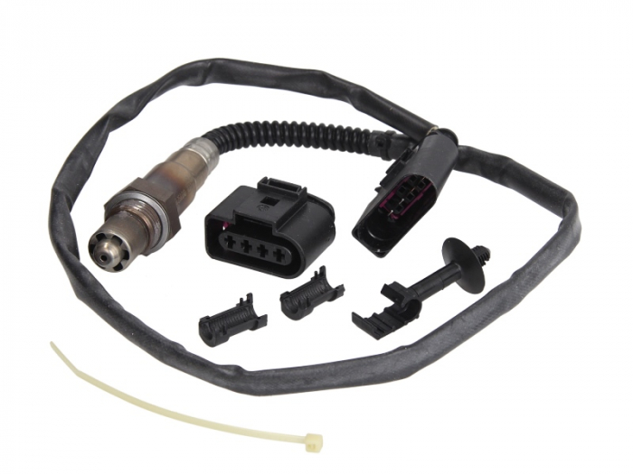 Sonda lambda (numar fire 4, 750mm) potrivit MERCEDES A (W168), C (CL203), C T-MODEL (S203), C (W203), C (W204), CLK (C209), E (W211); VOLVO S60 I, V40, XC90 I; AUDI A4 B5 0.8-4.5 09.93-