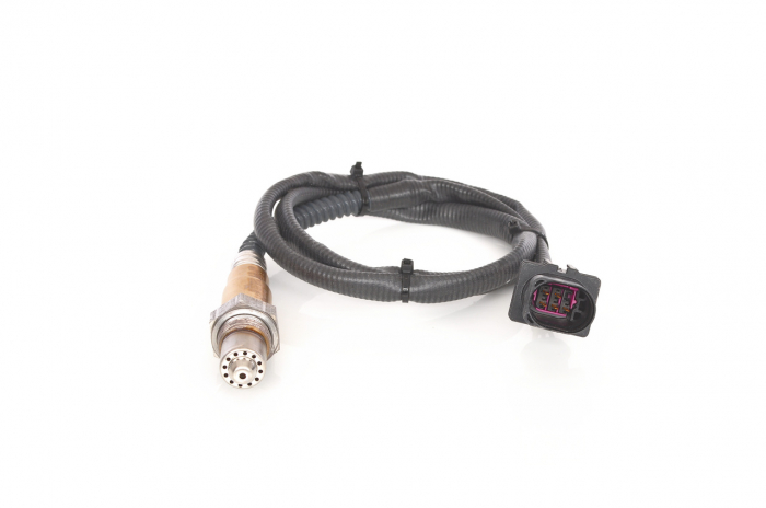 Sonda lambda (numar fire 5, 900mm) (partea dreapta) potrivit ALFA ROMEO GIULIA, STELVIO; JAGUAR F-TYPE, XE, XF I, XF II, XF SPORTBRAKE, XJ; MASERATI GHIBLI III, LEVANTE 2.9-5.0 03.08-
