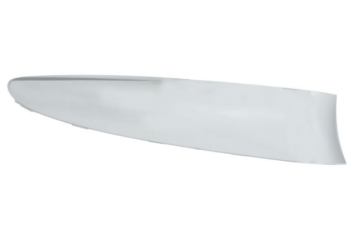 Spoiler bara fata dreapta plastic, crom potrivit abarth 500 595 695, 500c 595c 695c; fiat 500 dupa 2015