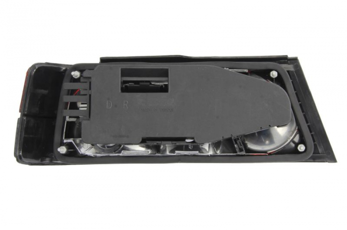 Stop lampa spate dreapta culoare semnalizator alb, culoare sticla rosu PEUGEOT 405 Sedan intre 1987-1993 [2]