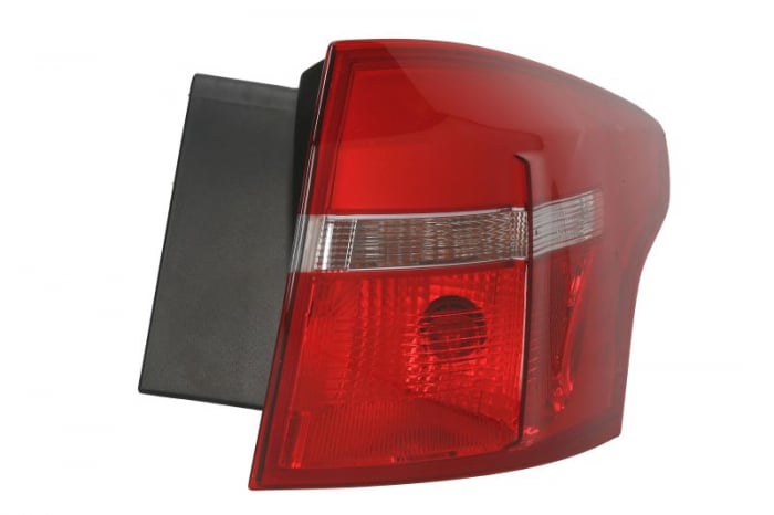 Stop lampa spate Dreapta (extern) potrivit FORD FOCUS III dupa 2011