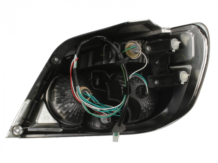 Stop lampa spate stanga culoare semnalizator alb, culoare sticla negru MITSUBISHI OUTLANDER I Off-road intre 2002-2006 [2]