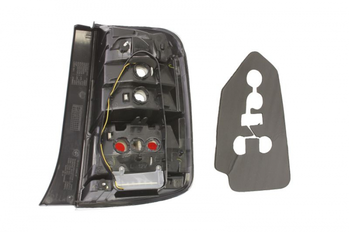 Stop lampa spate Stanga (extern, W21W/W5W/WY21W) potrivit TOYOTA PRIUS 1.5H 09.03-12.09 [2]