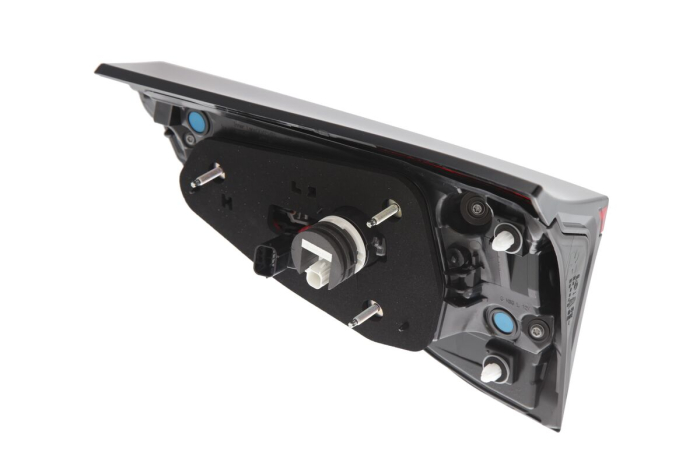 Stop lampa spate Stanga partea interioara, LED, culoare sticla rosu potrivit TOYOTA YARIS CROSS dupa 2020 [3]