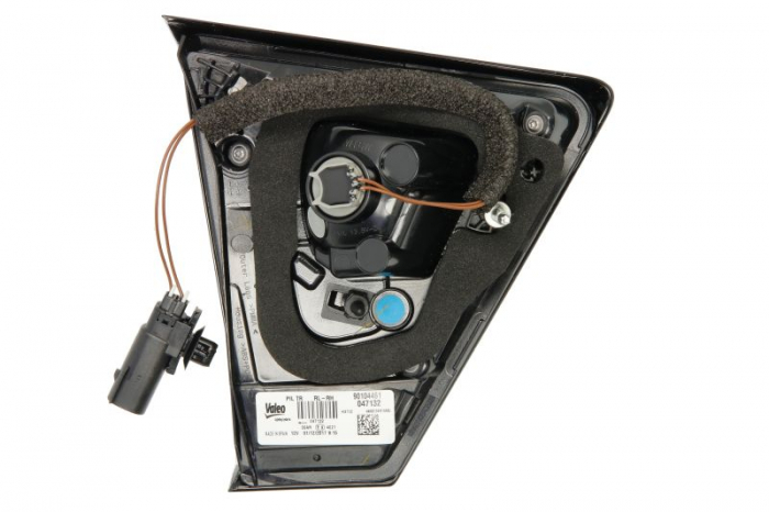 Stop spate Dreapta (partea interioara, LED) potrivit FORD KUGA II 03.13- [2]